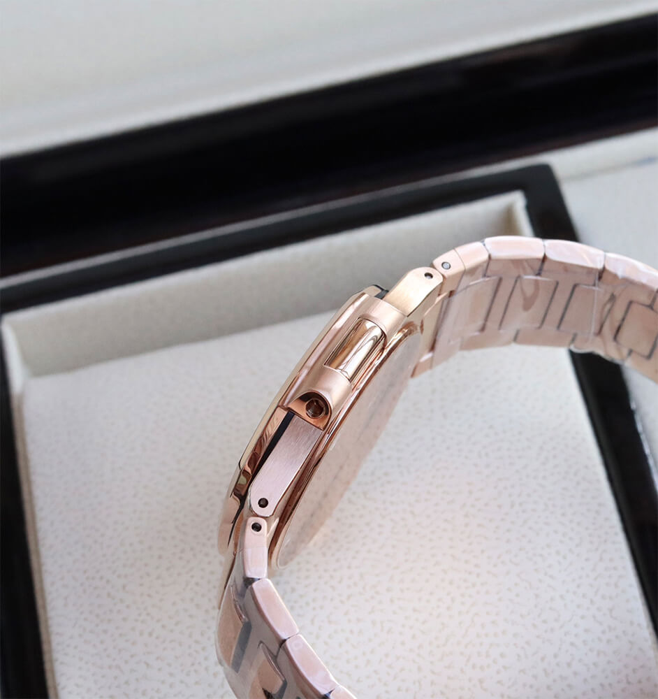 Pat*k Phi1i*pe Nautilus 7010/1R