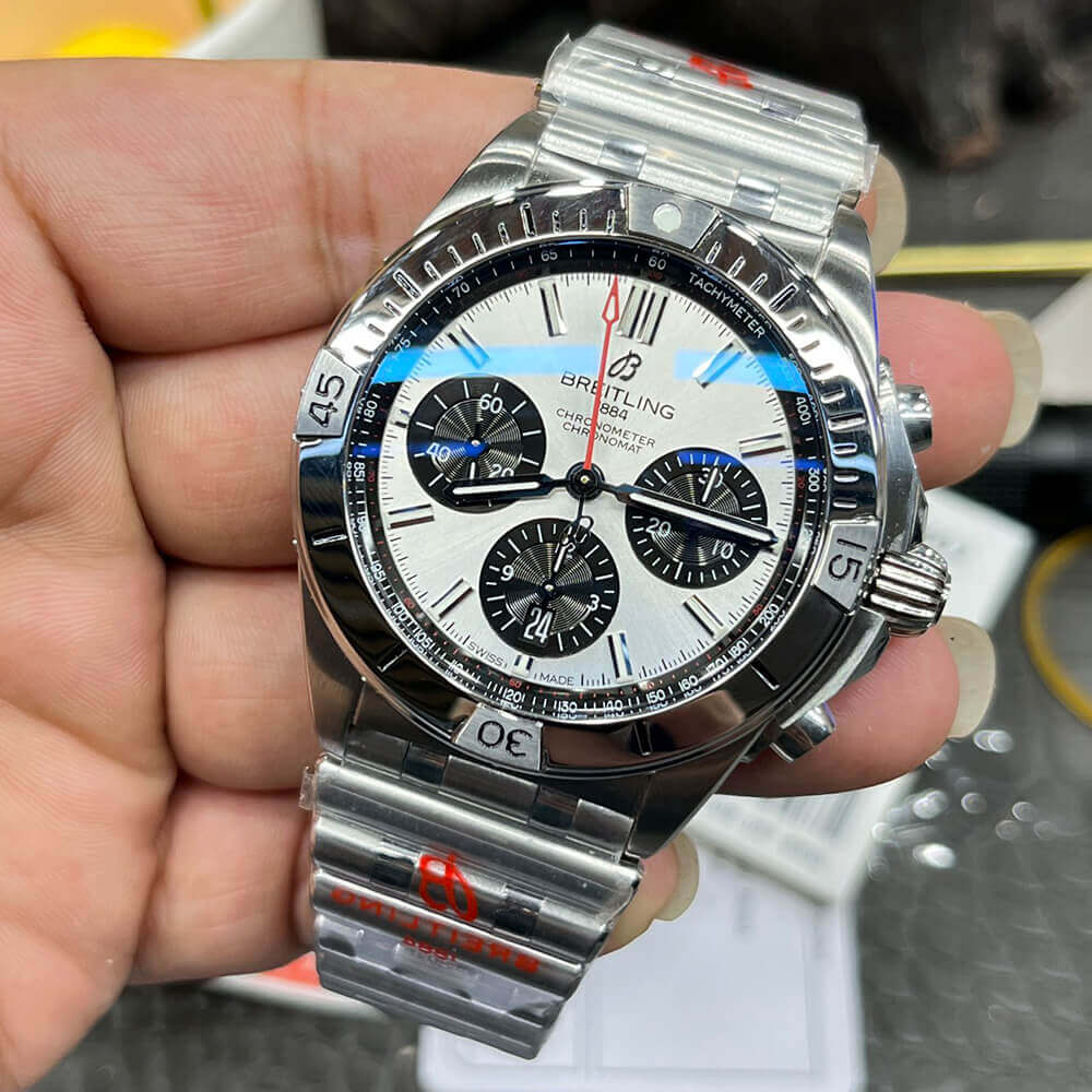 Breitling S*per Chronomat B01 44
