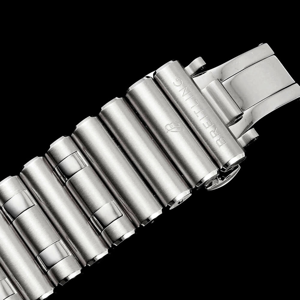 Breitling S*per Chronomat B01 44