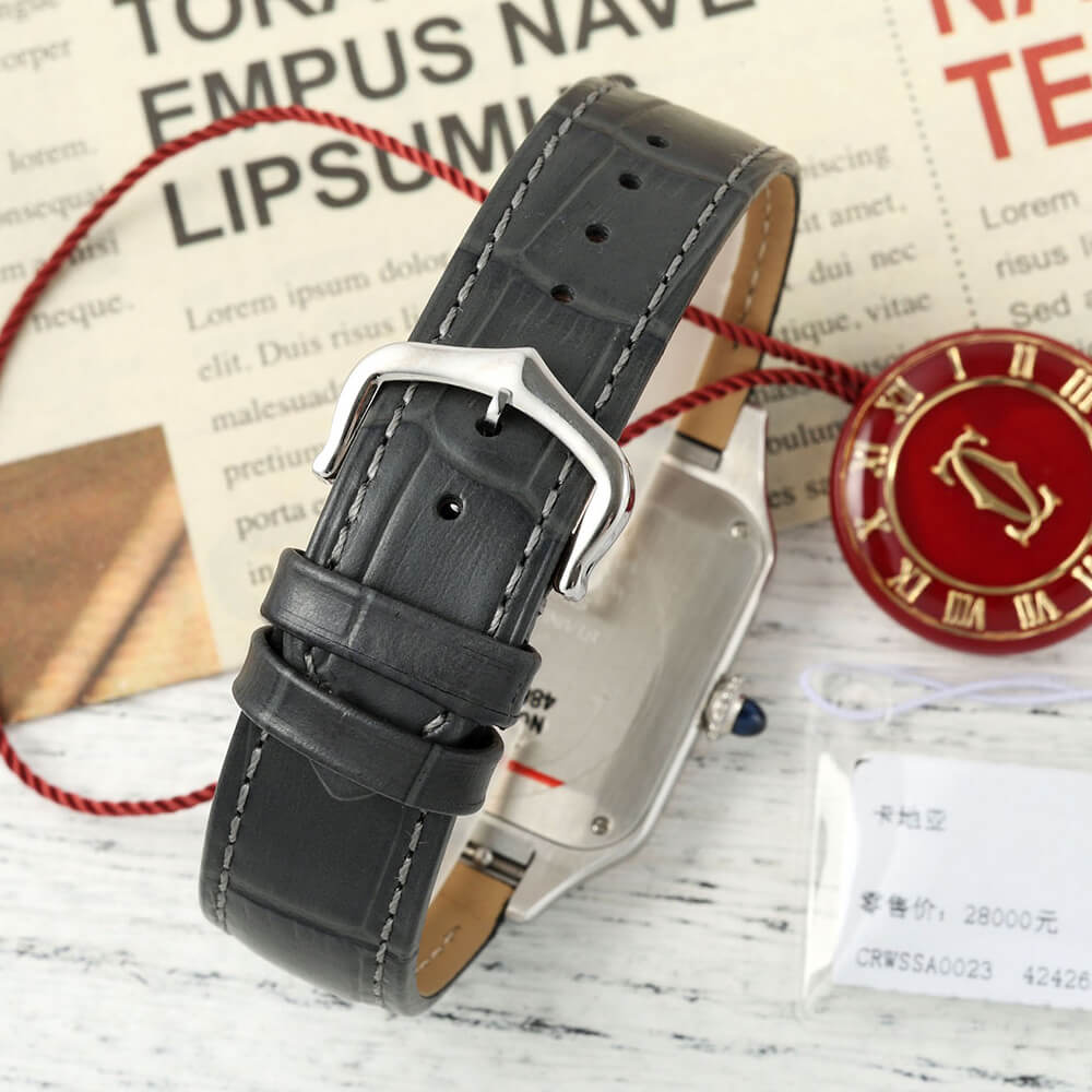 Ca*t1er Small Santos-Dumont watch