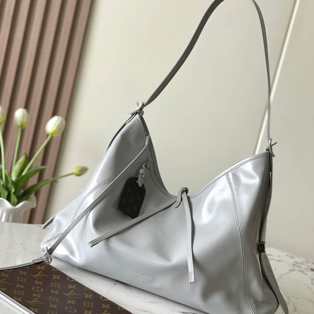 LV CarryAll Vibe MM Bag