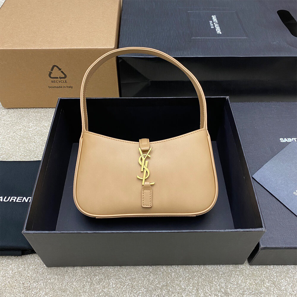 Y51  mini le 5 à 7 in smooth leather