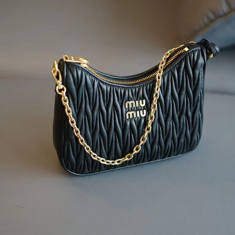 M1um1u  Matelasse nappa leather shoulder bag
