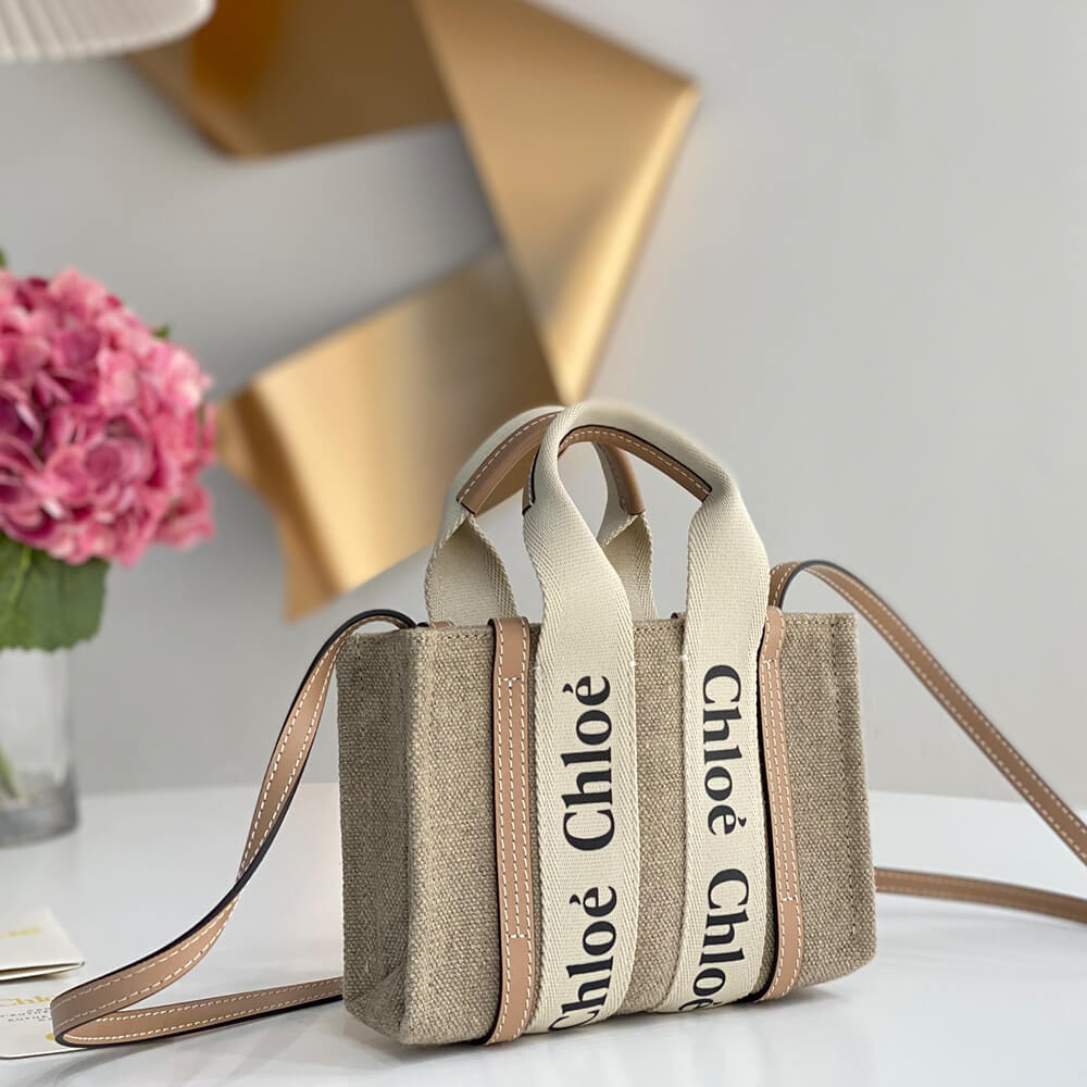 Ch10e   mini woody tote bag in linen