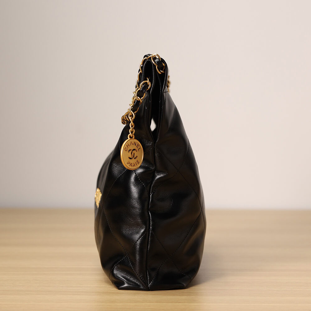 Ch**el 22 Small Handbag(high-end grade)
