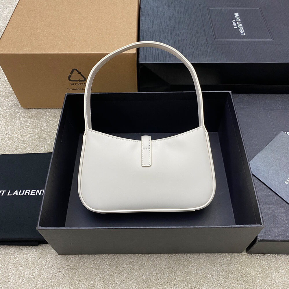 Y51  MINI LE 5 À 7 IN SMOOTH LEATHER