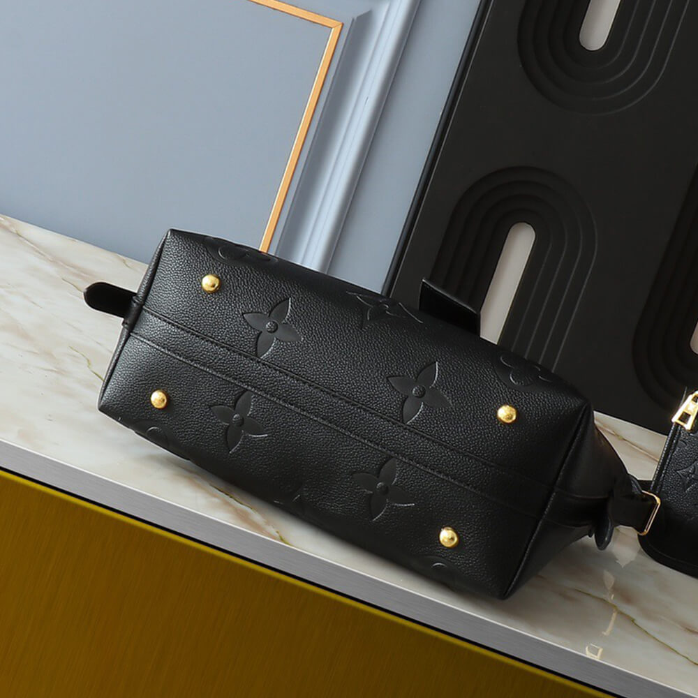 LV  CarryAll PM