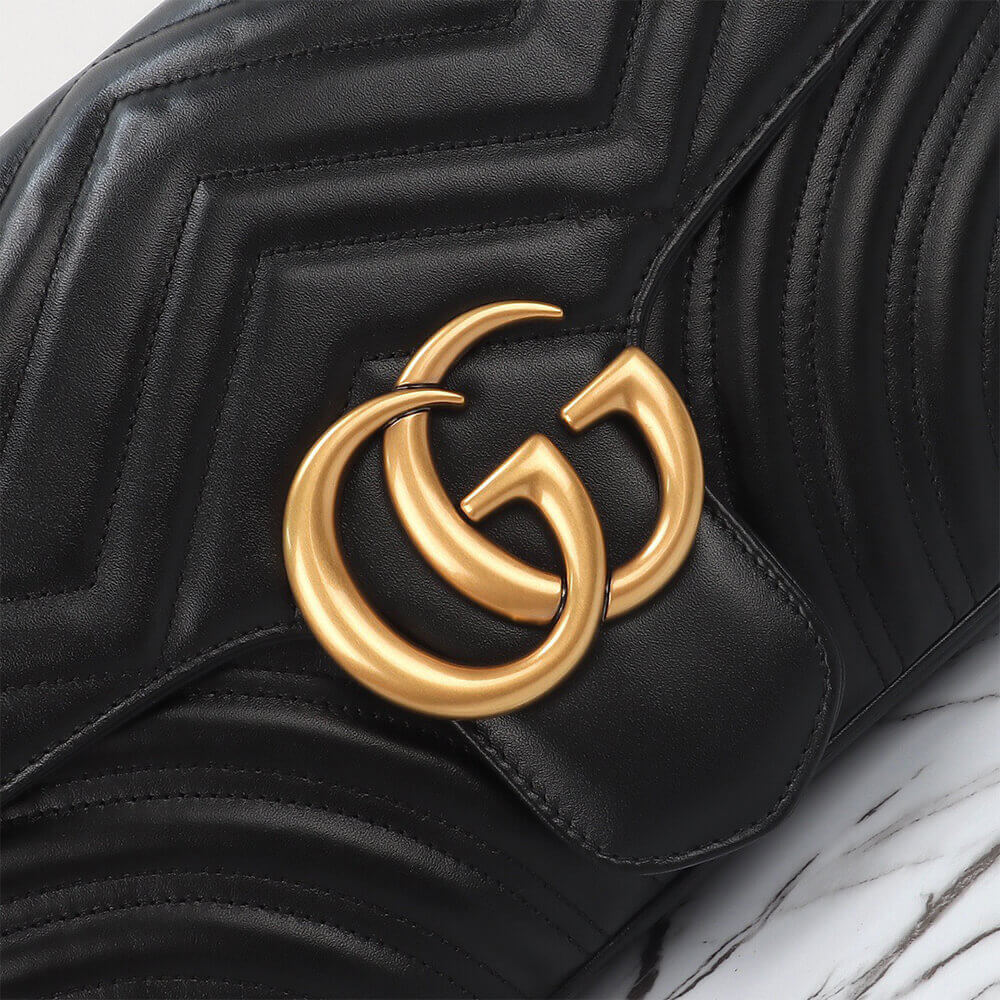 GG Marmont medium shoulder bag