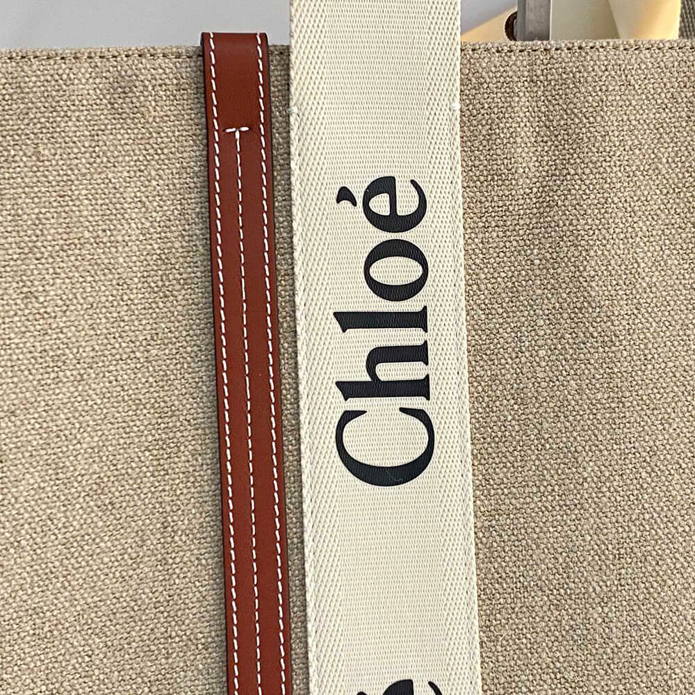 Ch10e  large woody tote bag in linen