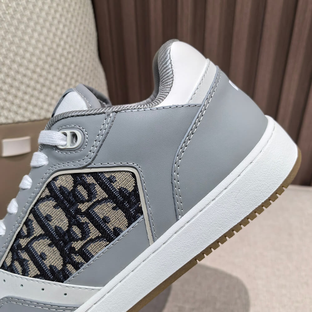 B27 LOW-TOP SNEAKER