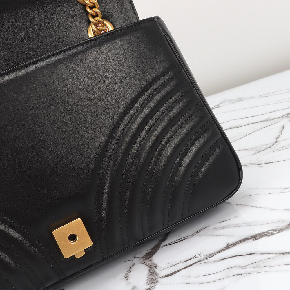 GG Marmont medium shoulder bag