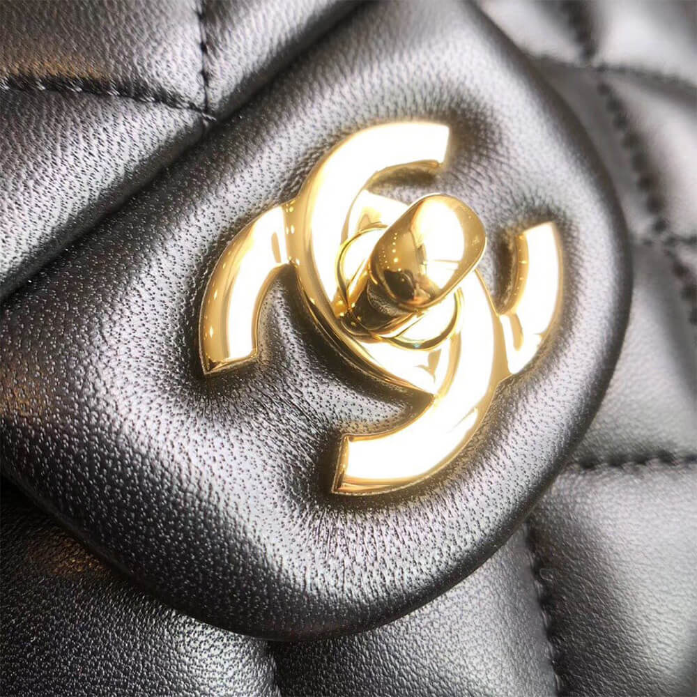 Ch**el Small Classic Flap Handbag(HIGH-END GRADE)