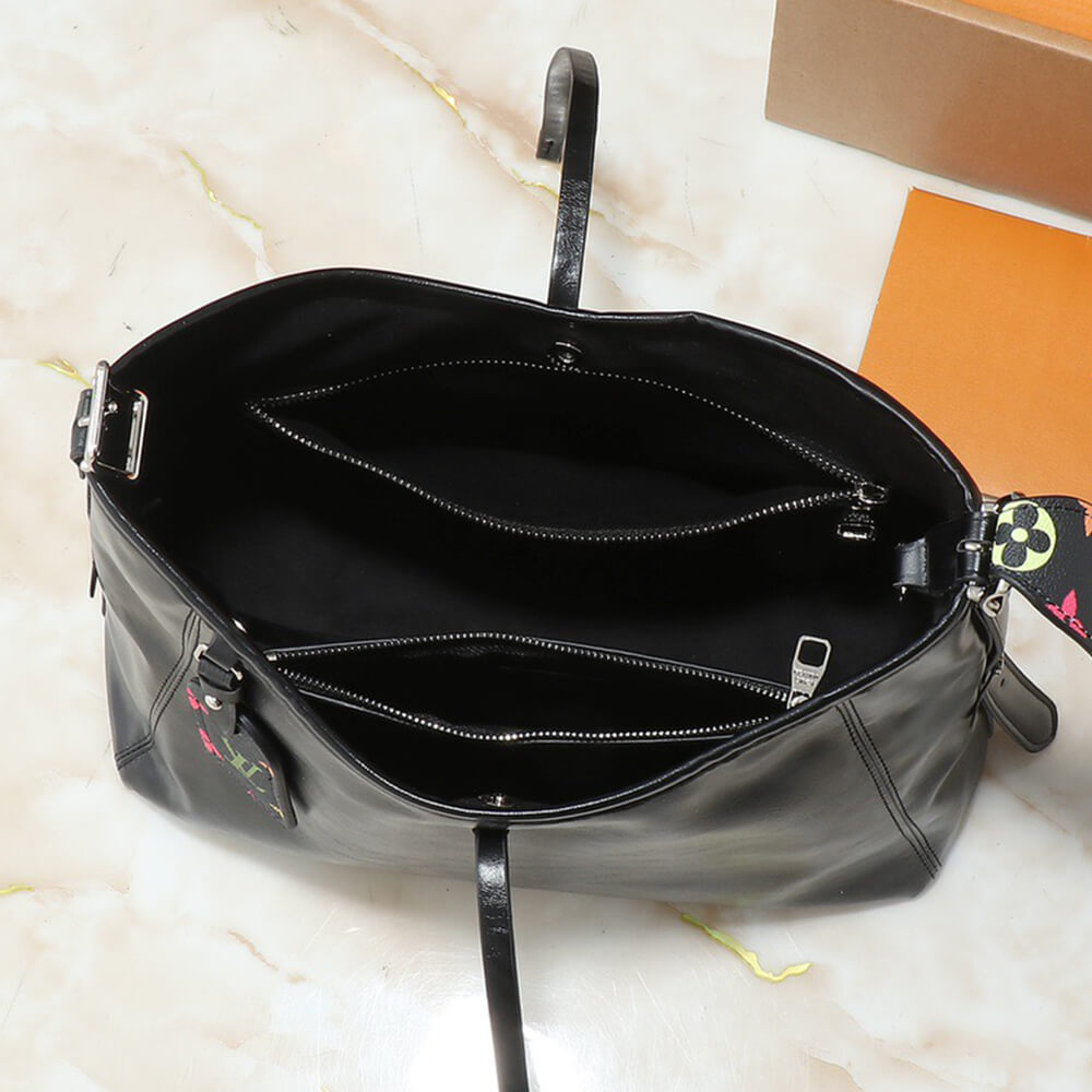 LV x TM CarryAll Vibe MM