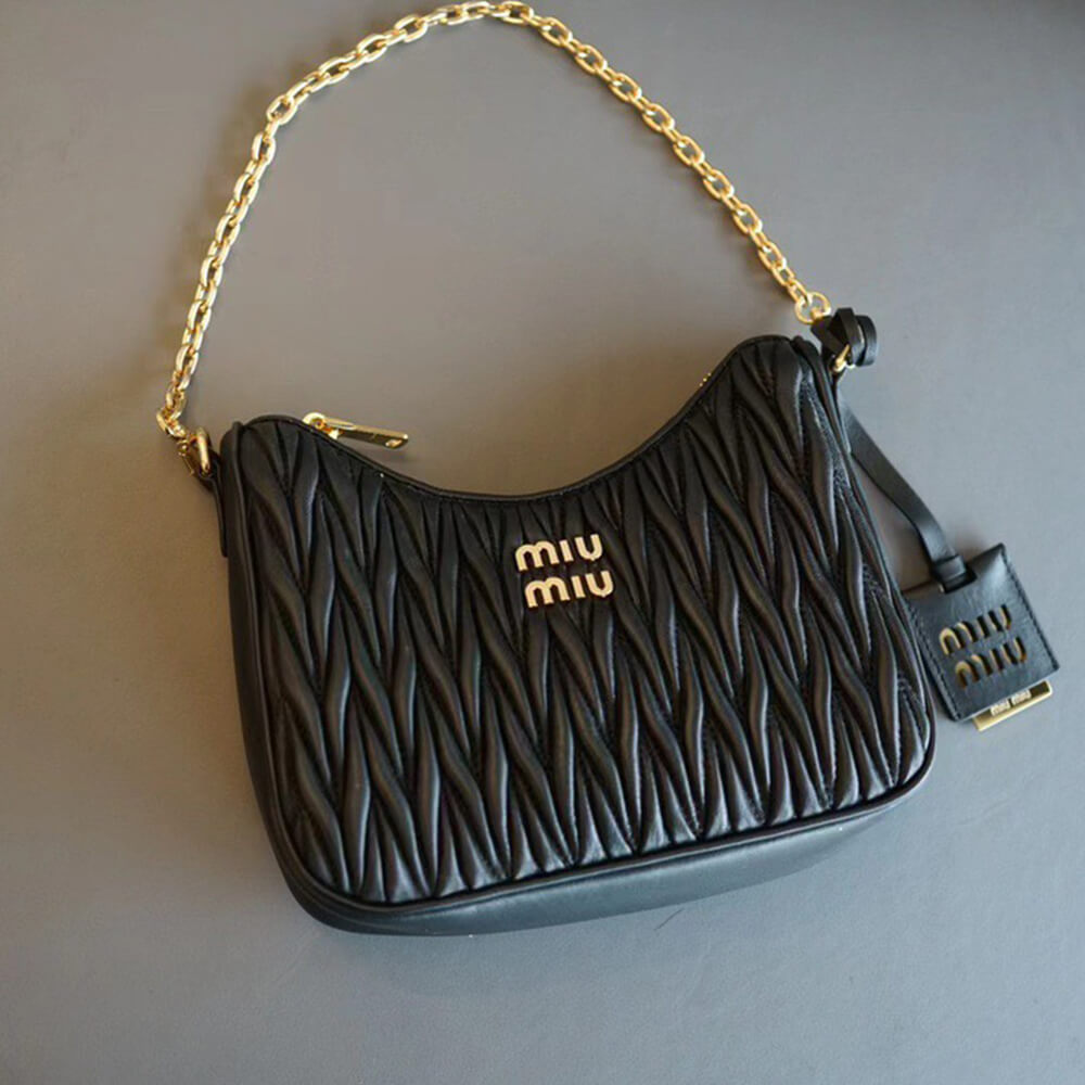 M1um1u  Matelasse nappa leather shoulder bag