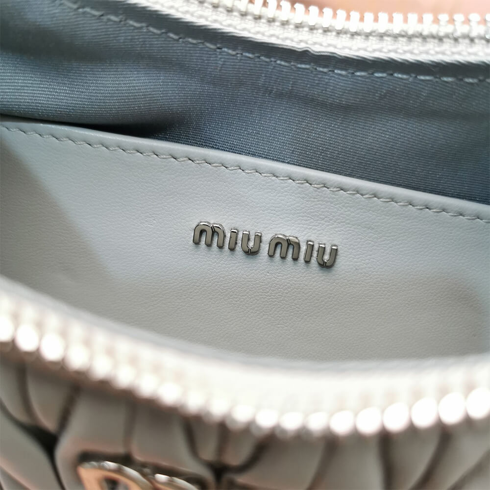 M1um1u  Matelasse nappa leather shoulder bag