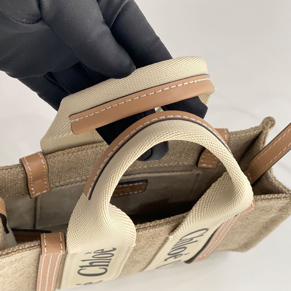 Ch10e   mini woody tote bag in linen