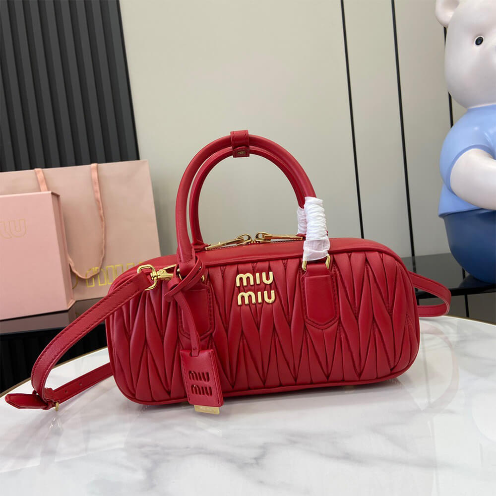 M1um1u Large Arcadie matelasse nappa Bag(HIGH-END GRADE)