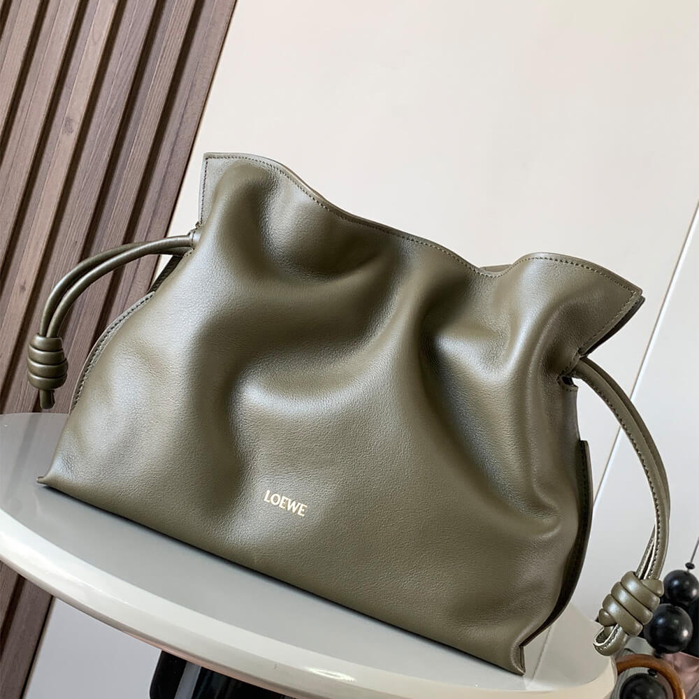 L0ew* Medium Flamenco clutch in nappa calfskin(HIGH-END GRADE)