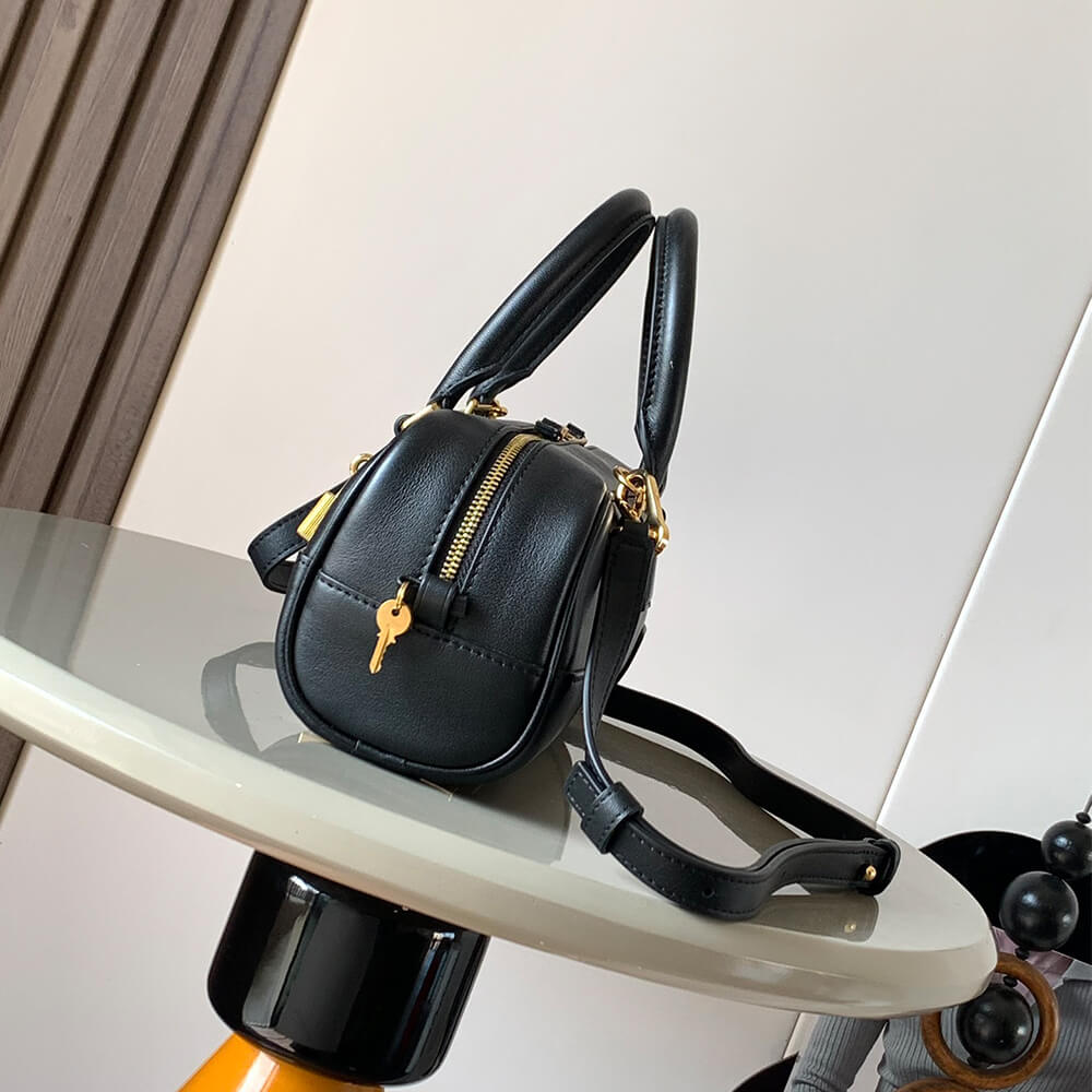 L0ew* Amazona 23 Cropped bag in nappa calfskin(HIGH-END GRADE)