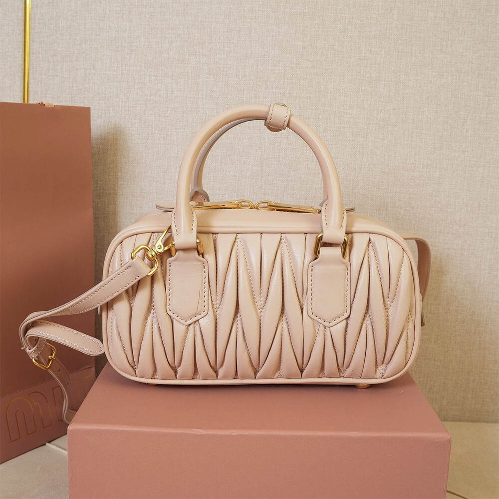 M1um1u Large Arcadie matelasse nappa Bag(HIGH-END GRADE)