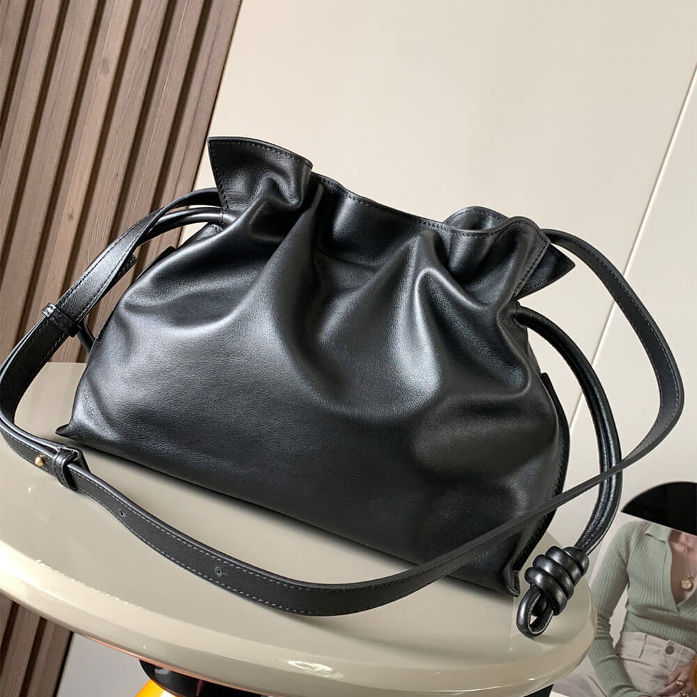 L0ew* Medium Flamenco clutch in nappa calfskin(HIGH-END GRADE)