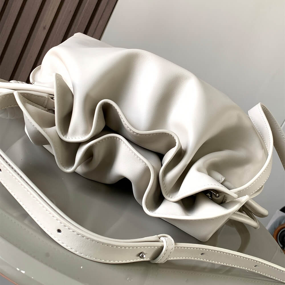 L0ew* Medium Flamenco clutch in nappa calfskin(HIGH-END GRADE)