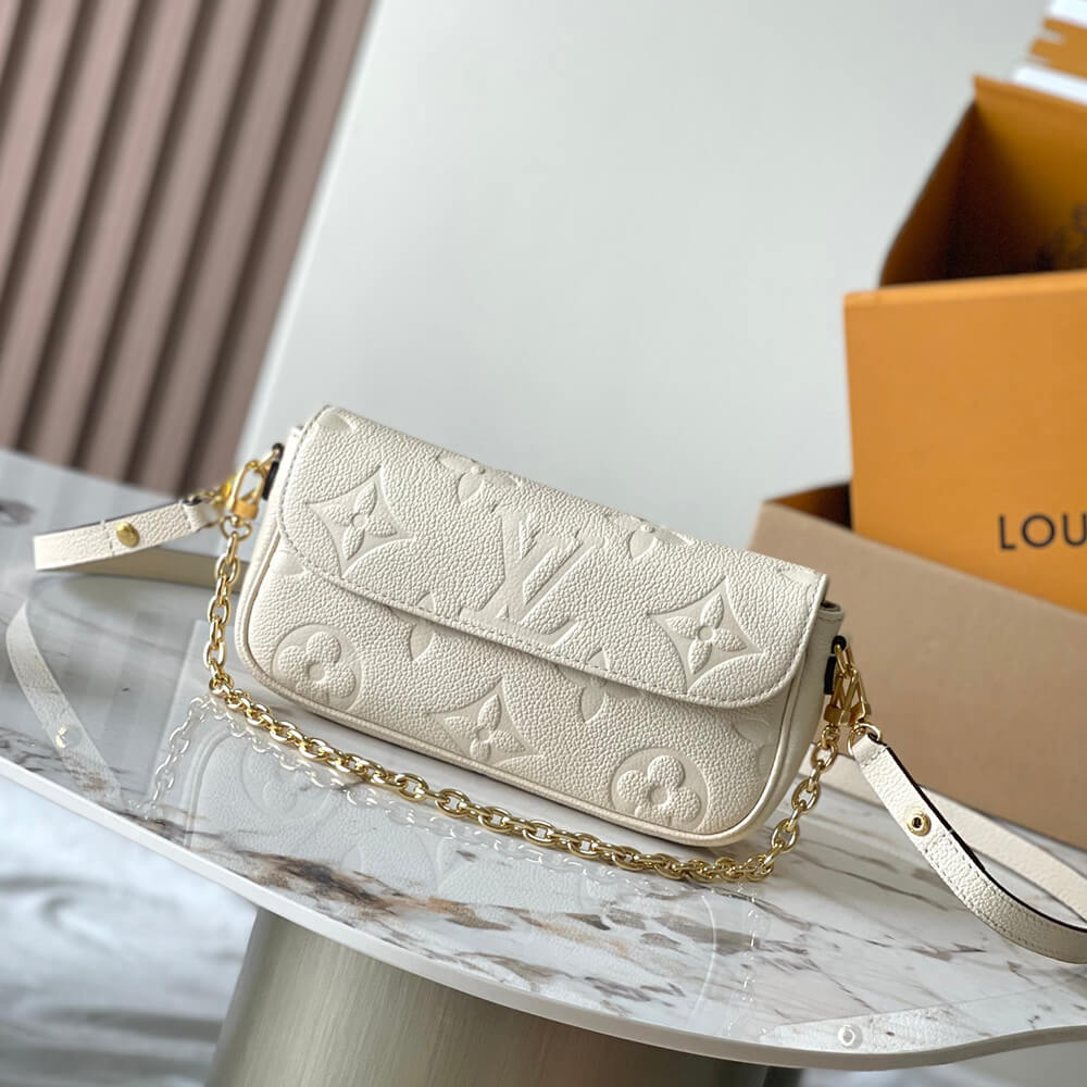 LV  Wallet On Chain Ivy
