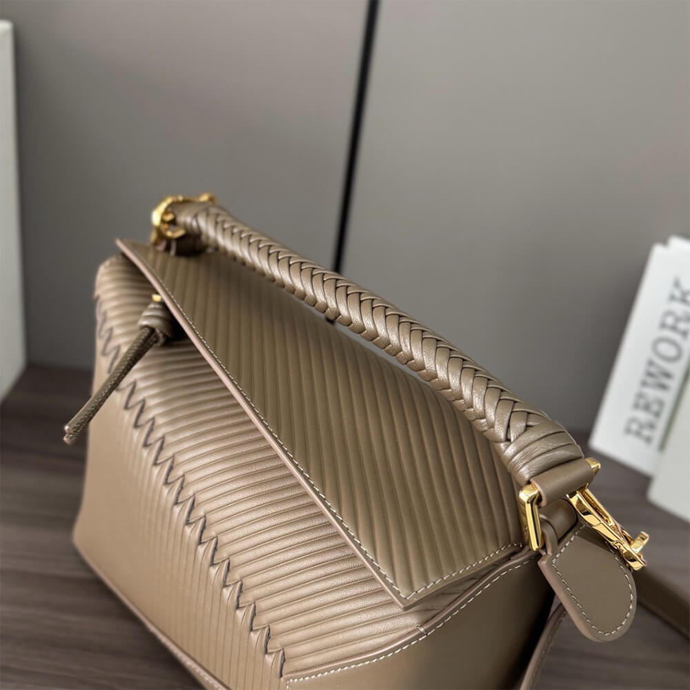L0ew* Small Puzzle bag in calfskin(HIGH-END GRADE)