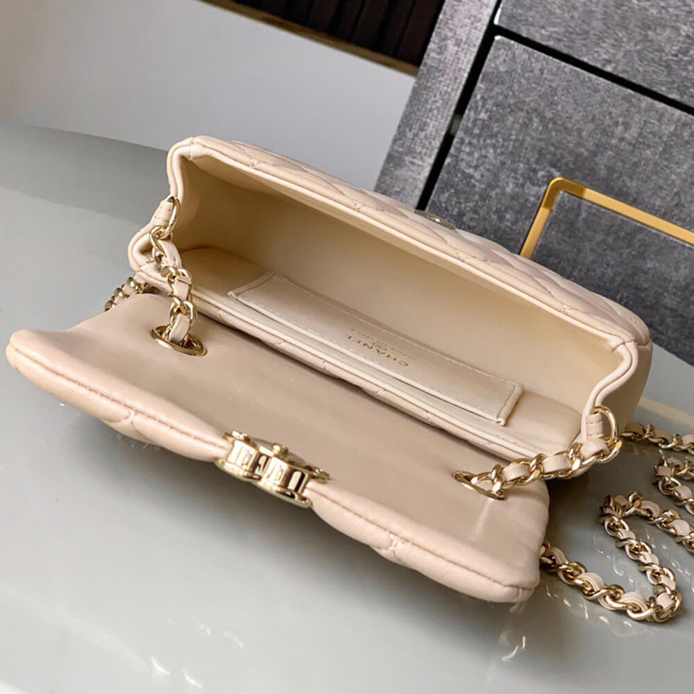 Ch**el Clutch with Chain(HIGH-END GRADE)