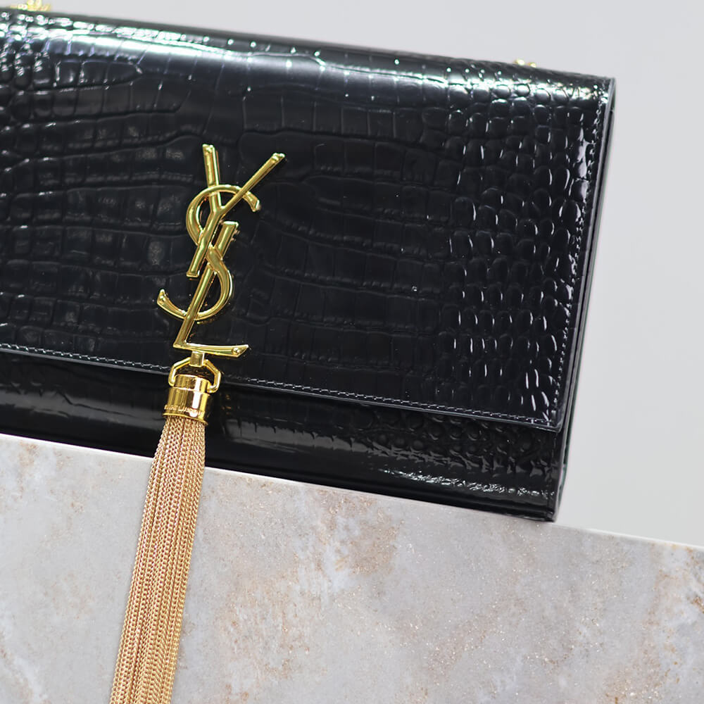 KATE SMALL TASSEL IN CROCODILE-EMBOSSED LEATHER(HIGH-END GRADE)