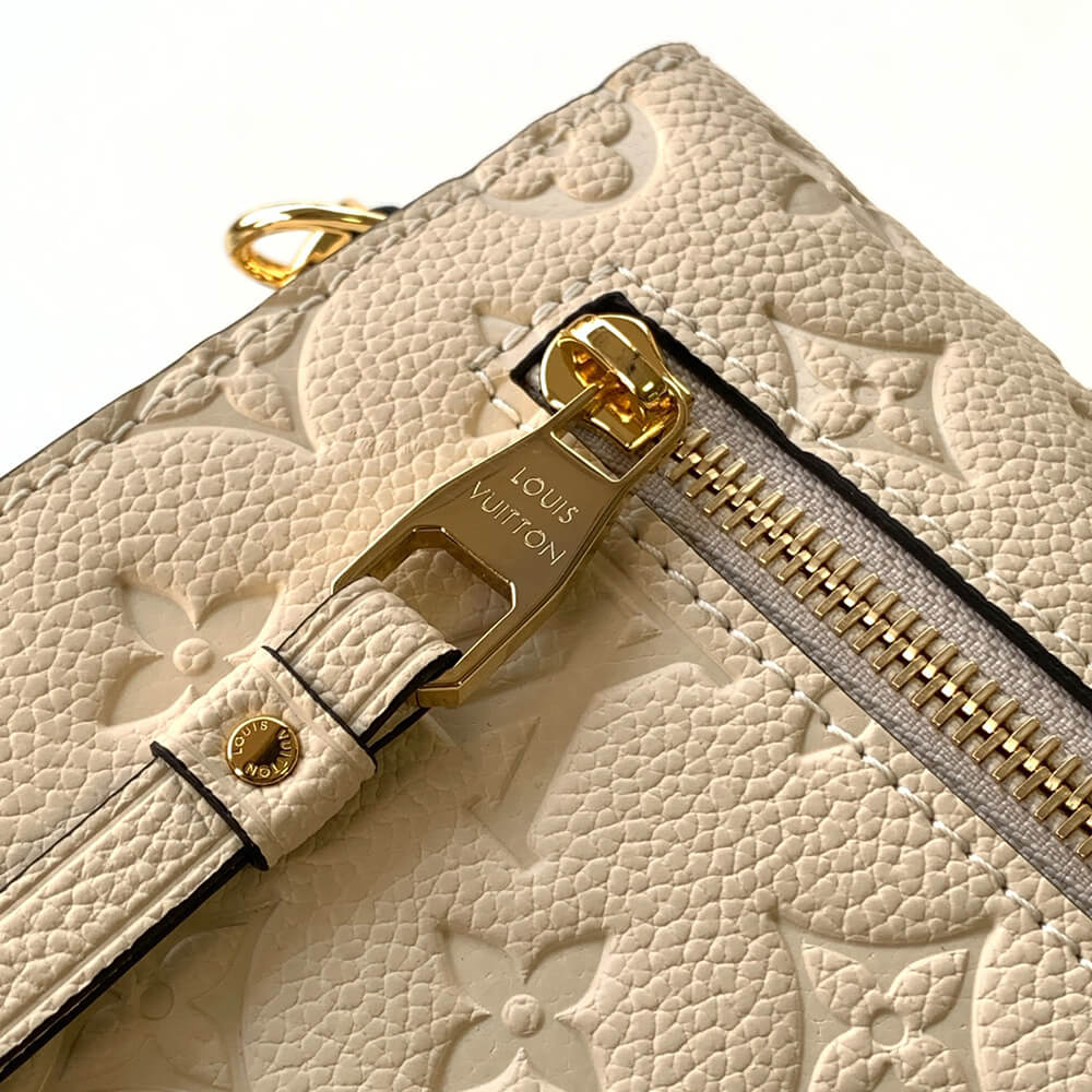 LV Pochette Métis Bag