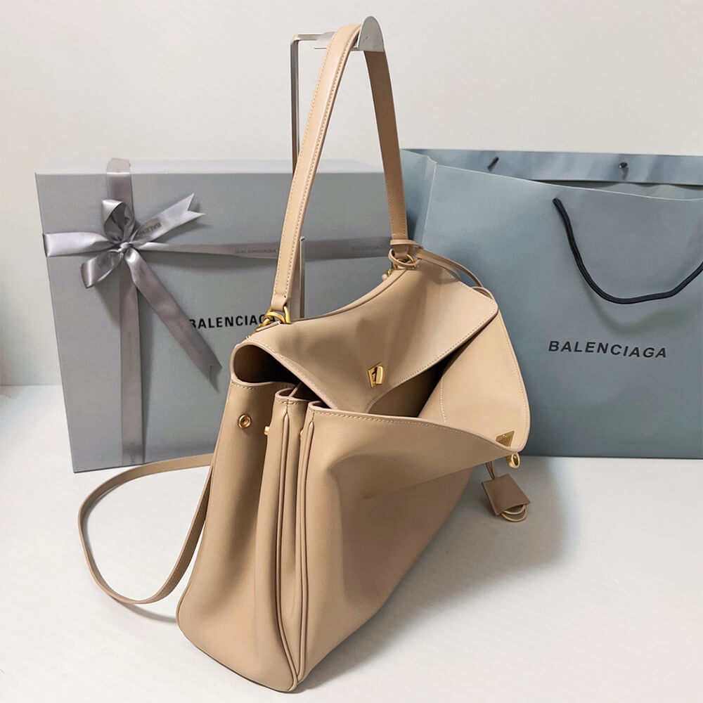 Ba1en*iaga Women’s Rodeo Handbag Large(HIGH-END GRADE)