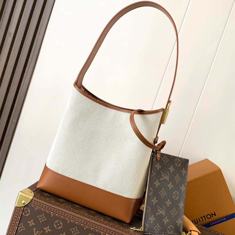 LV Low Key Hobo PM(HIGH-END GRADE)