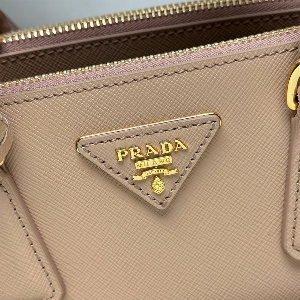 Pra*a Small Pra*a Galleria Saffiano leather bag(HIGH-END GRADE)