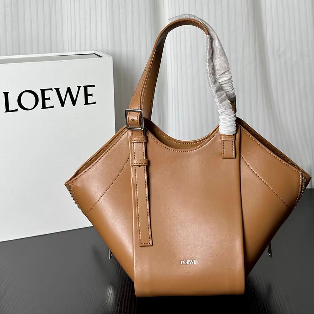 L0ew* Hammock Flip bag in classic calfskin(HIGH-END GRADE)
