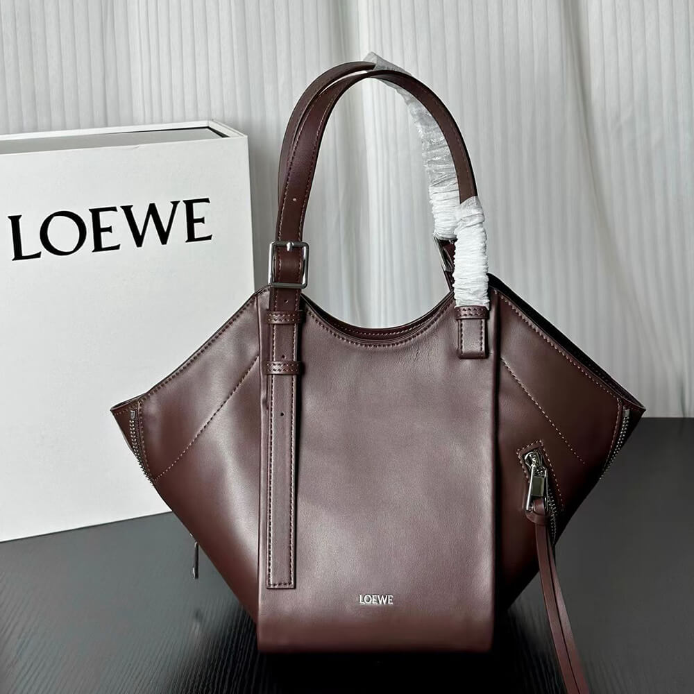 L0ew* Hammock Flip bag in classic calfskin(HIGH-END GRADE)