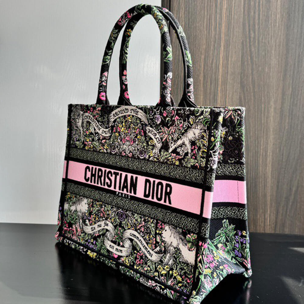 Medium D10r Book Tote