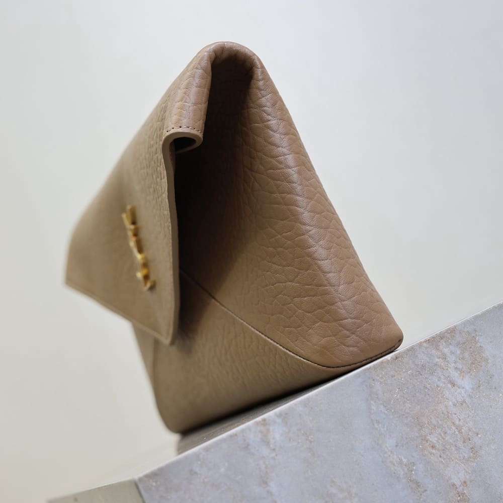 Y51 CASSANDRE large envelope pouch in lambskin(HIGH-END GRADE)