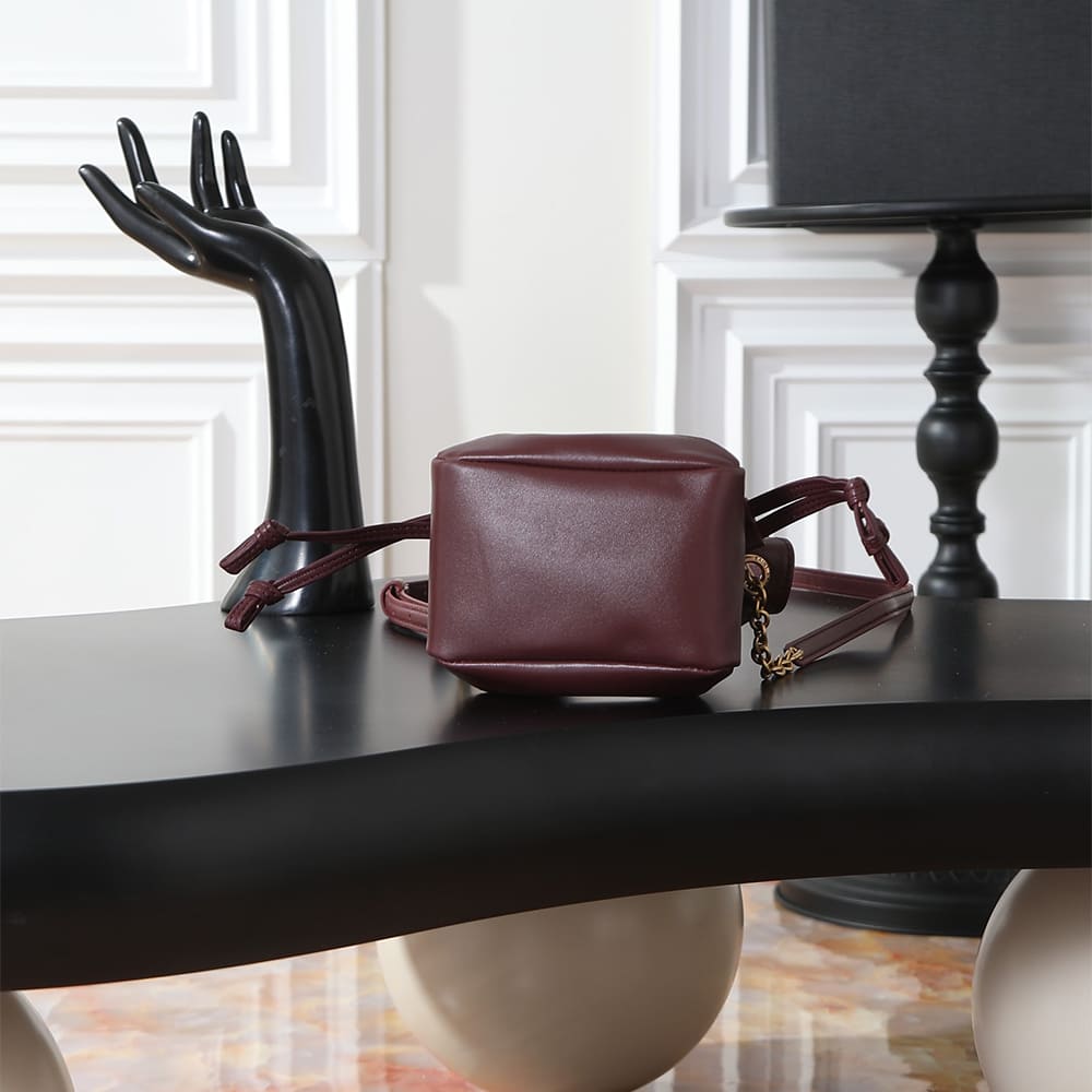 Y51 JAMIE mini shoulder pouch in lambskin(HIGH-END GRADE)