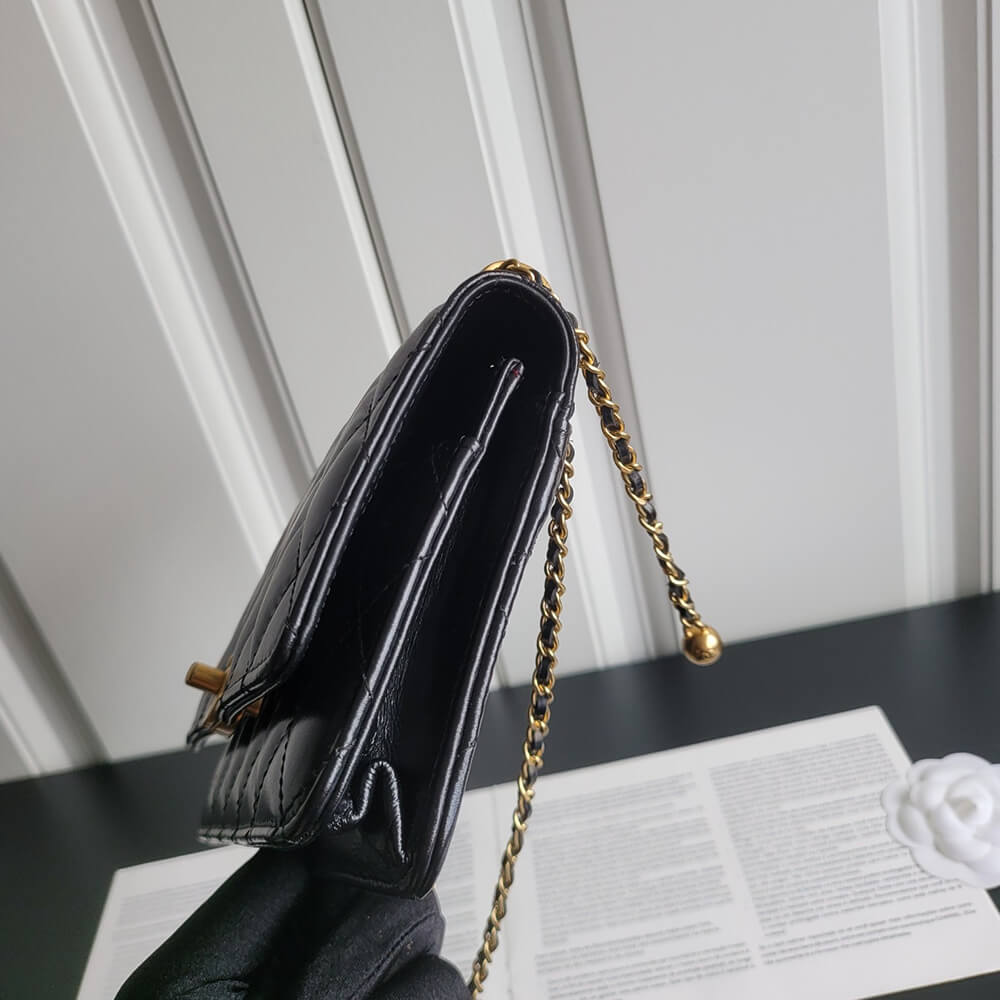 Ch**el Classic Wallet On Chain(high-end grade)